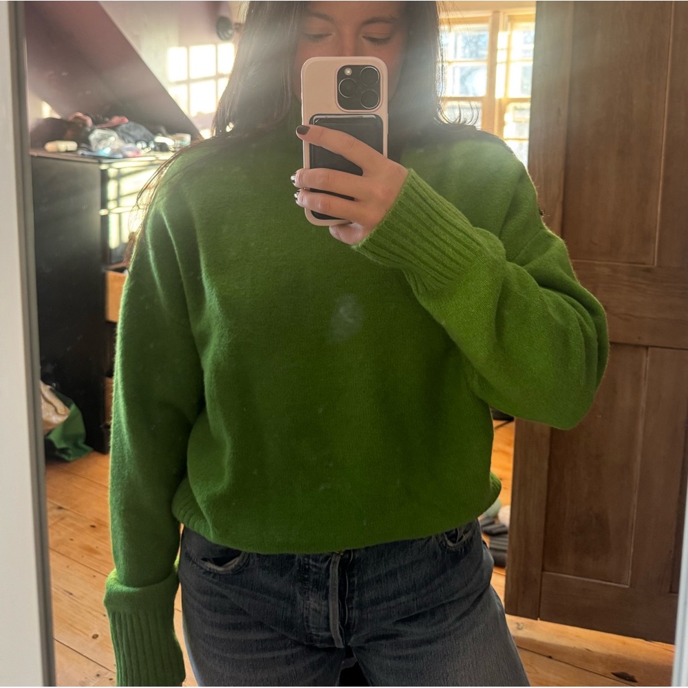 Super soft green Zara turtleneck, worn once